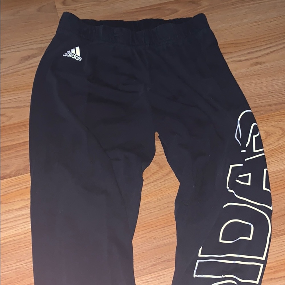 Black leggings